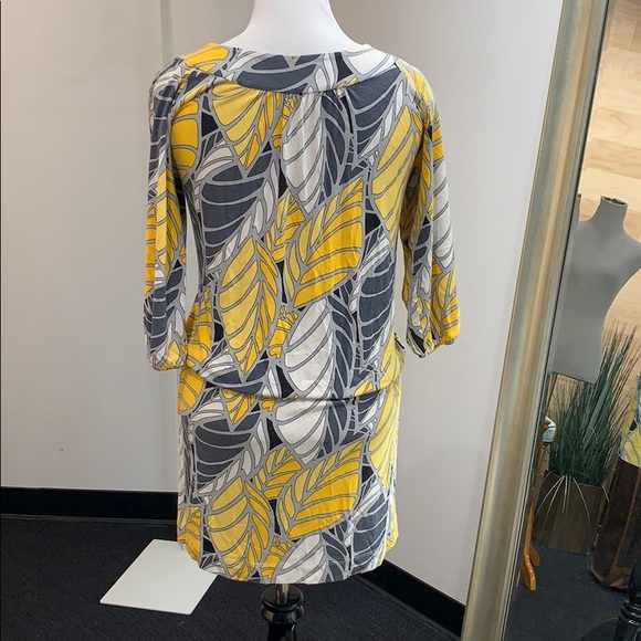 Casual Vértigo Dress - Picture 3 of 7